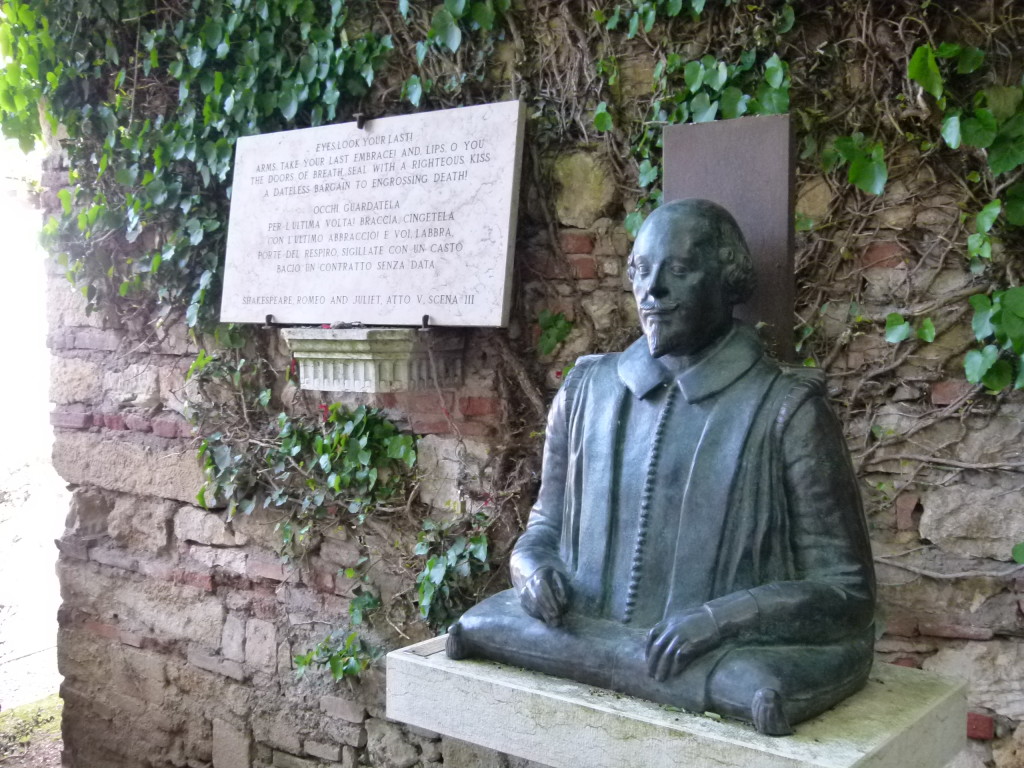 Outside of Juliette's Tomb. This is a tribute to Shakespeare.