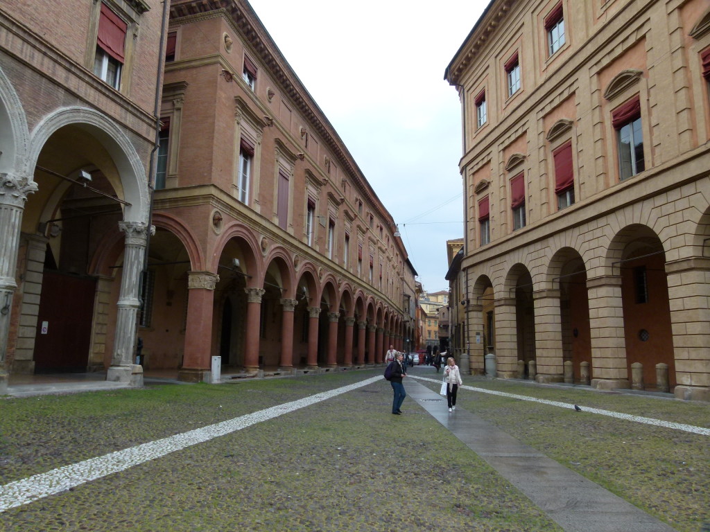 Another photo of the colonades. 