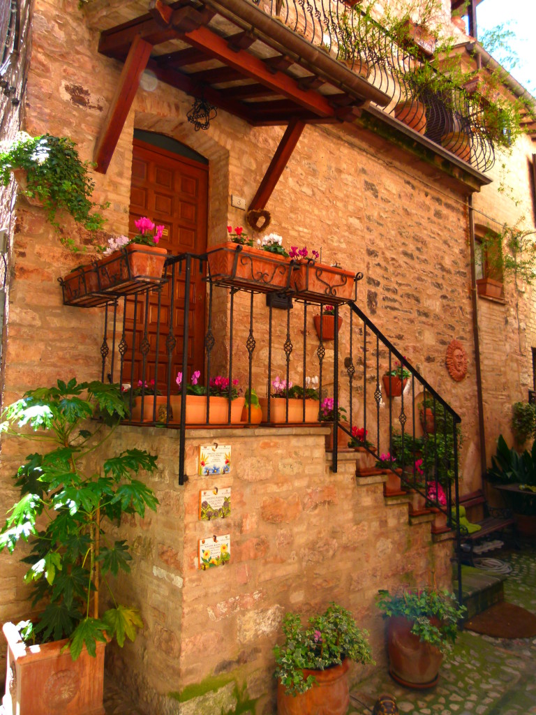 Interesting entrance to house. The town was decorated with flowers and ornaments around many of the doorways and streets. 