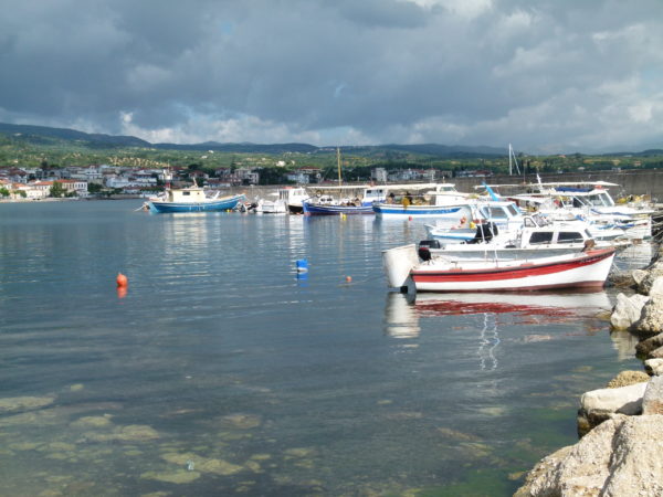 Small fishing harbour about 150 from our overnight parking place. Petalbi