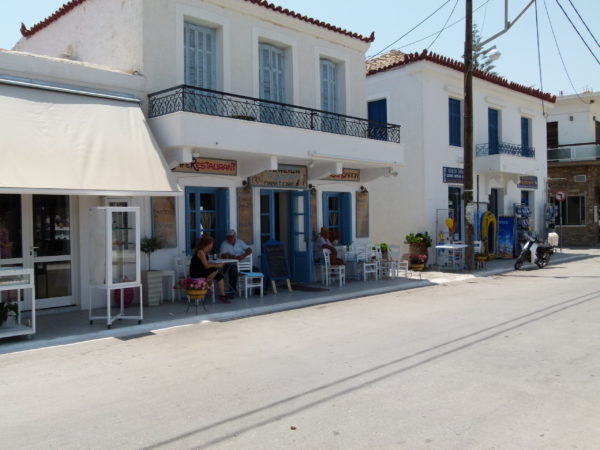 Quaint little cafe on the harbour