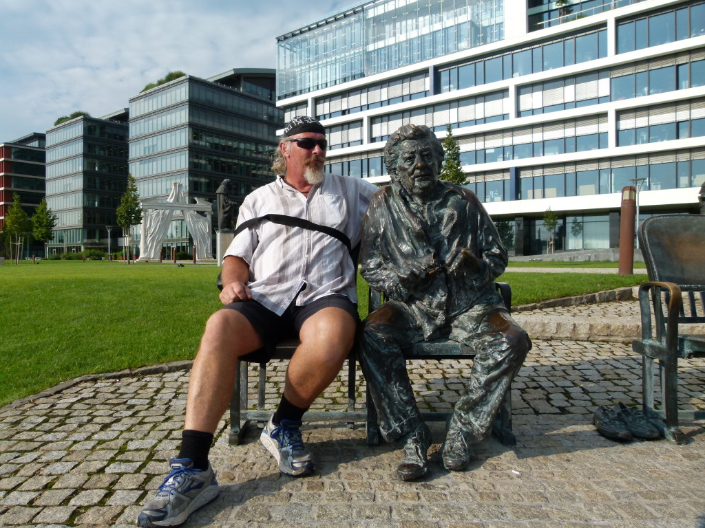 outside of Budapest National Theater. Ewout thinks he look a bit like Bob Hawke ??