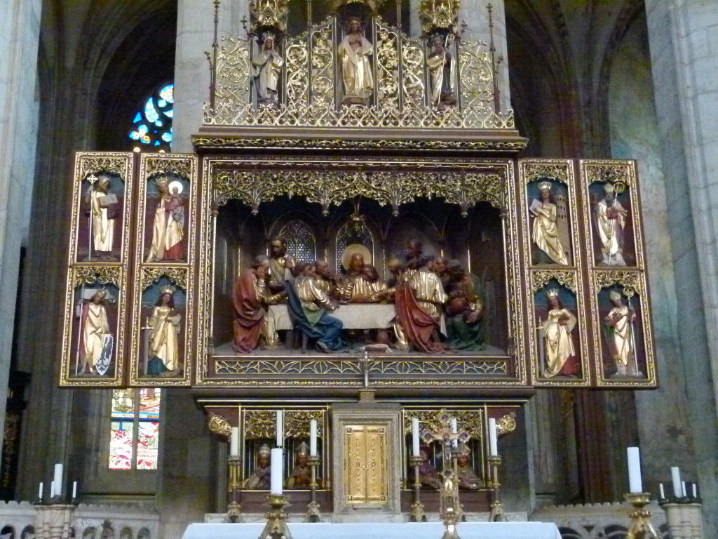 A beautiful altar piece in the church.