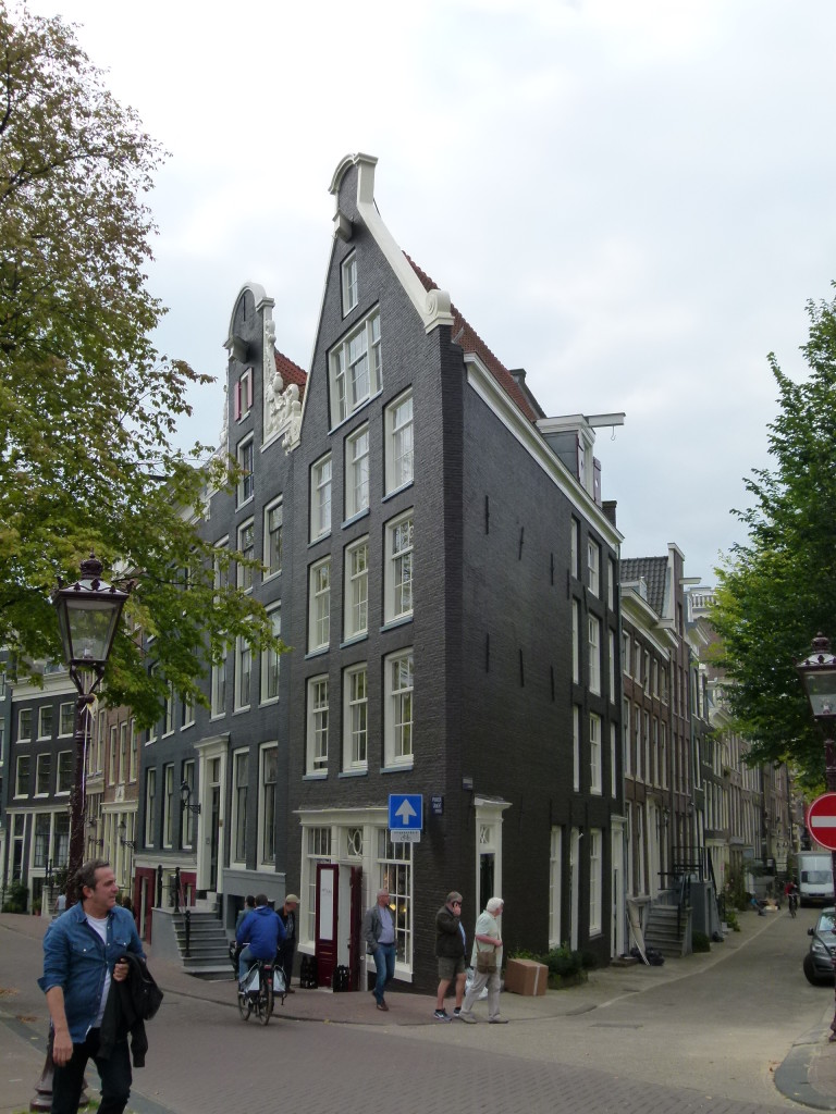 House with an unusual angle, Amsterdam