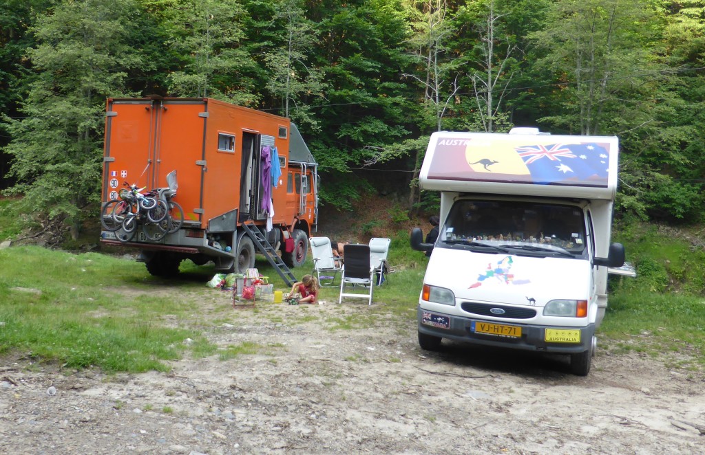 We wild camped with them next to a river. Spent a pleasant evening and night together.