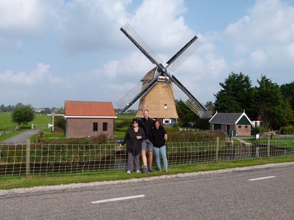 A typical dutch photo. Here is Jenny with Gaby and Renko just outside of the village of Winkel.