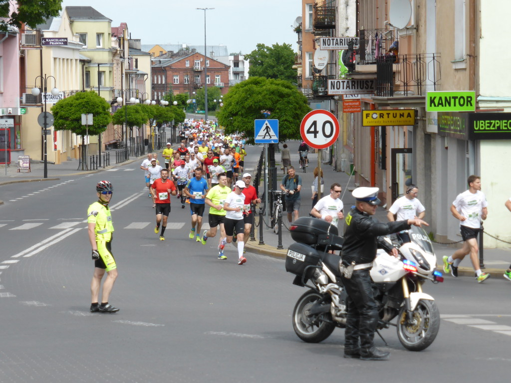 That morning there was a run happening through the streets of Chelm.