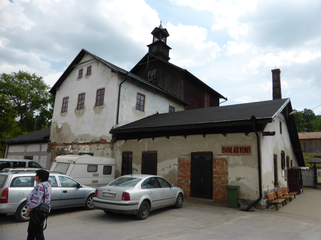 This is the building above the salt mines in Cacico. 