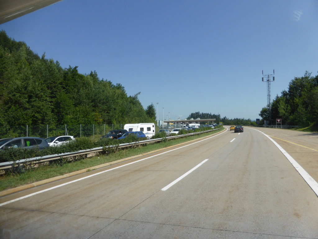 We were heading north and as you can see our lanes have a few cars, whereas the traffic going south is bumper to bumper. At one stage there was a 6 km line up.