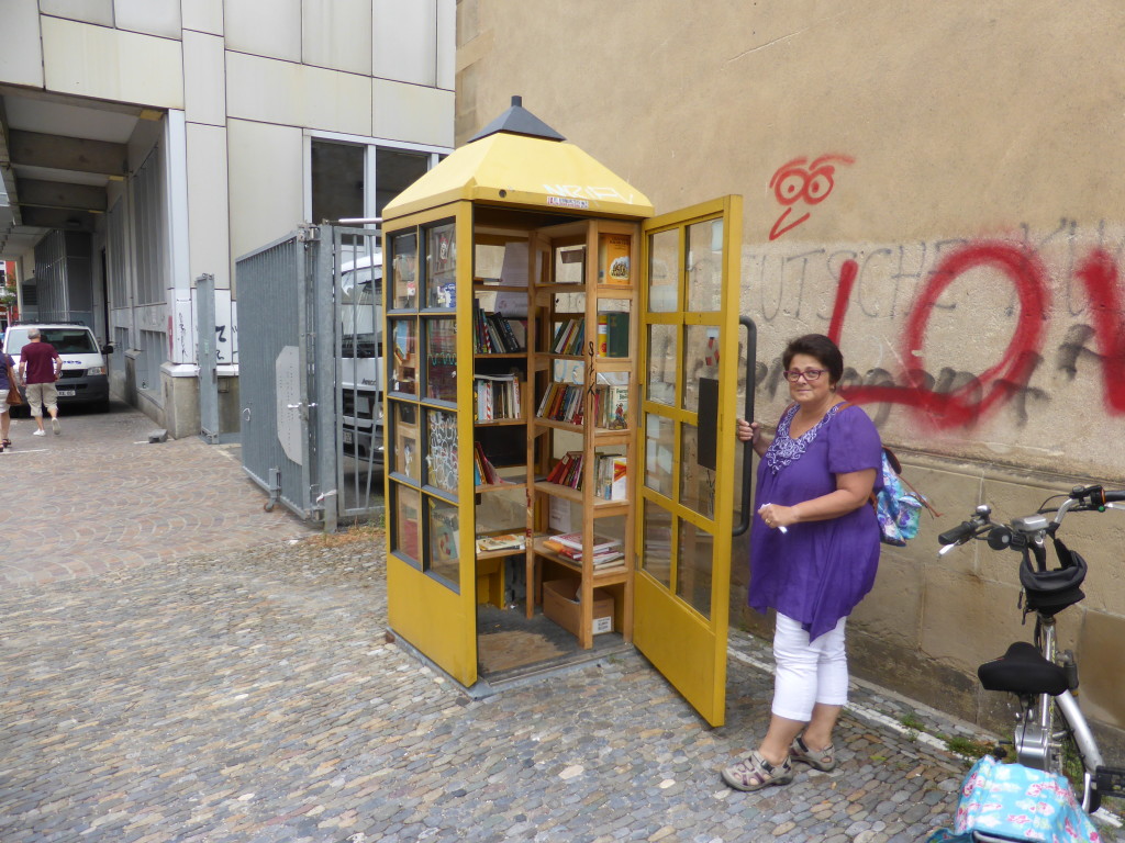 This old telephone box was being used as a library. 