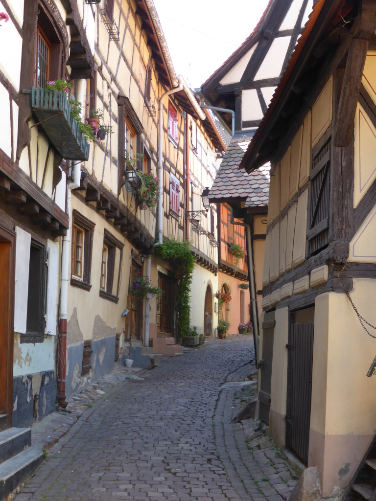 Eguisheim, waited until the street we empty of tourist before I took this photo.